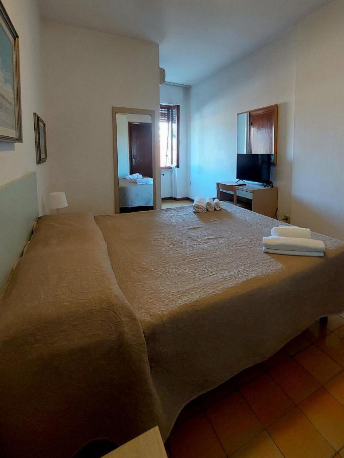 Hotel San Domingo Lido di Camaiore Exterior photo